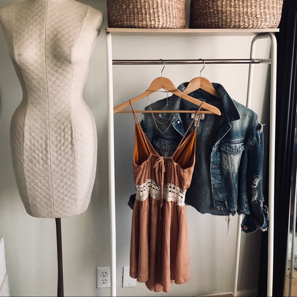 Pin-Stripe Romper - Picture 3 of 4